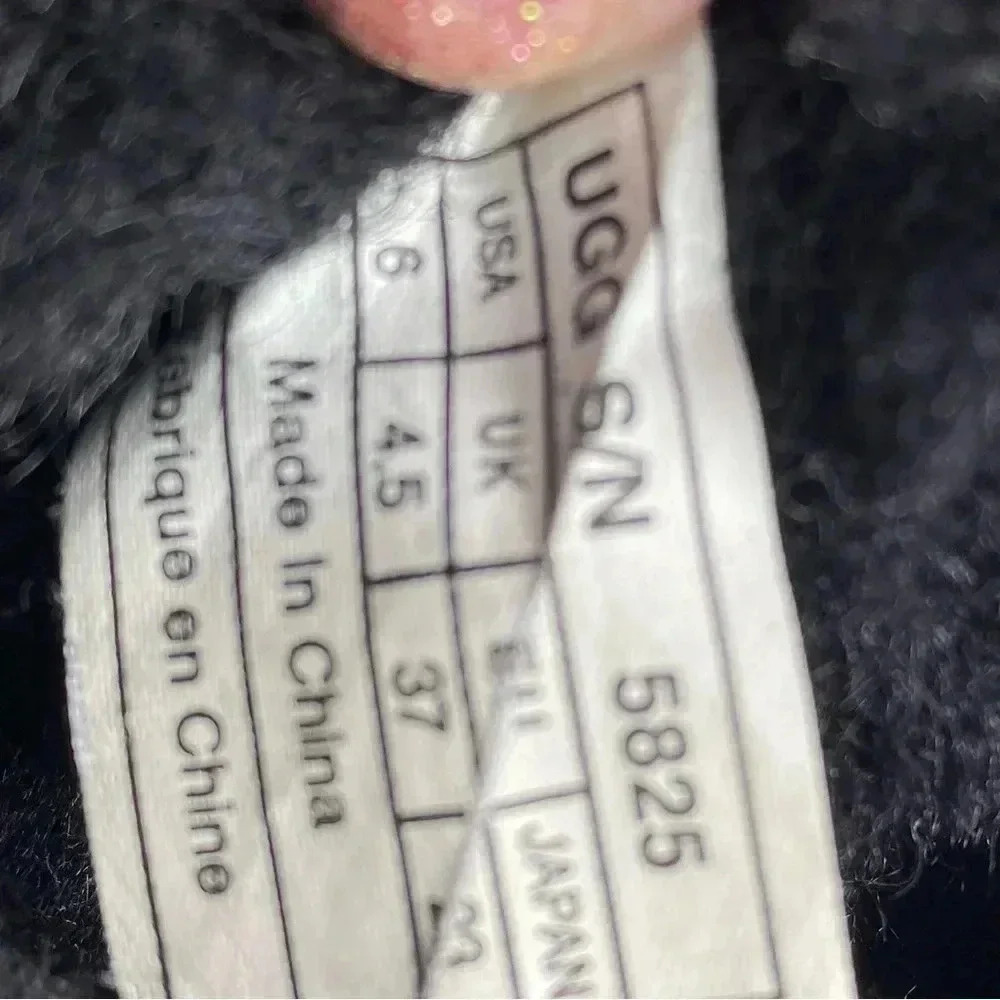 UGG short black/grey boot size 6 - Picture 6 of 7